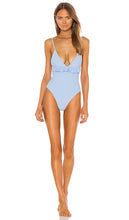 Tularosa Hazel One Piece in Blue - Tularosa Hazel une pièce en bleu - 图拉罗萨榛一件蓝色 - Tularosa Hazel Einteiler in Blau - Tularosa 헤이즐 원피스 블루 색상 - Tularosa Costume intero nocciola in blu