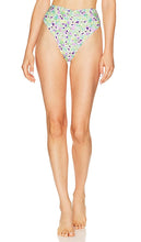 Tularosa Normani High Waist Bottom in Green - Bas taille haute Tularosa Normani en vert - Tularosa Normani 绿色高腰底裤 - Tularosa Normani Hose mit hoher Taille in Grün - Tularosa Normani 하이웨이스트 팬츠 그린 색상 - Pantaloni a vita alta Tularosa Normani in verde