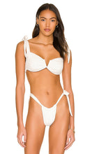 Tularosa Seashell Bikini Top in White - Haut de bikini coquillage Tularosa en blanc - 白色 Tularosa 贝壳比基尼上衣 - Tularosa Muschel-Bikinioberteil in Weiß - Tularosa Seashell 비키니 탑 화이트 색상 - Top bikini Tularosa Seashell in bianco
