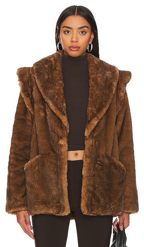 Tularosa Vanessa Coat in Brown - Manteau Tularosa Vanessa en marron - Tularosa Vanessa 棕色外套 - Tularosa Vanessa Mantel in Braun - Tularosa 바네사 코트브라운 색상 - Cappotto Tularosa Vanessa in marrone