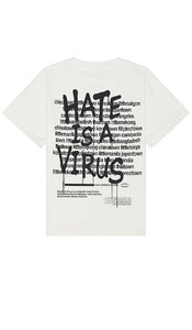 UPRISERS Hate is a Virus Tee in White - UPRISERS La haine est un t-shirt virus en blanc - UPRISERS Hate is a Virus 白色 T 恤 - UPRISERS Hate ist ein Virus-T-Shirt in Weiß - UPRISERS Hate is a Virus 티셔츠 - UPRISERS L'odio è una maglietta virale in bianco