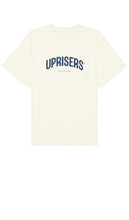 UPRISERS Made in NYC Tee in Beige - T-shirt UPRISERS Made in NYC en beige - UPRISERS Made in NYC 米色 T 恤 - UPRISERS Made in NYC T-Shirt in Beige - UPRISERS Made in NYC 티셔츠 베이지 색상 - UPRISERS T-shirt Made in NYC in beige