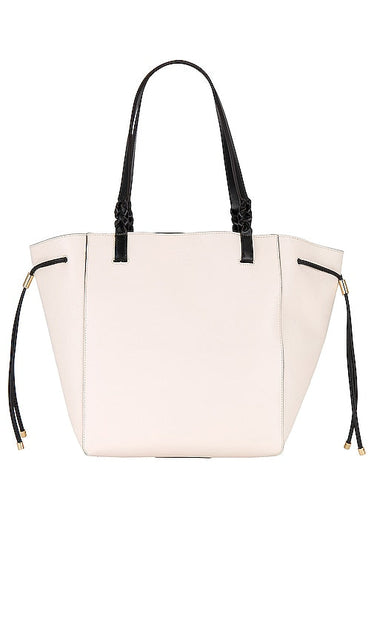 Ulla Johnson Alma Everyday Tote in Cream - Ulla Johnson Alma Sac fourre-tout quotidien en crème - Ulla Johnson Alma 奶油色日常托特包 - Ulla Johnson Alma Everyday Tote in Creme - Ulla Johnson 알마 에브리데이 토트 크림 색상 - Borsa tote quotidiana Ulla Johnson Alma color crema