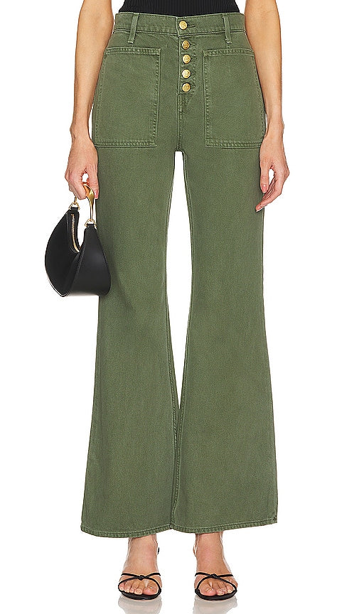 Ulla Johnson Lou Button Front Vintage Flare in Army - Ulla Johnson - Lou - Pantalon évasé vintage boutonné sur le devant - Armée - Ulla Johnson Lou 正面纽扣复古喇叭军军色 - Ulla Johnson Lou Vintage Flare mit Knopfleiste vorne in Army - Ulla Johnson Lou 버튼 프론트 빈티지 플레어 군용 - Ulla Johnson Lou Button Front Vintage Flare in stile militare