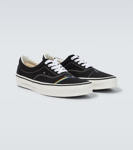 Undercover Low-top canvas sneakers