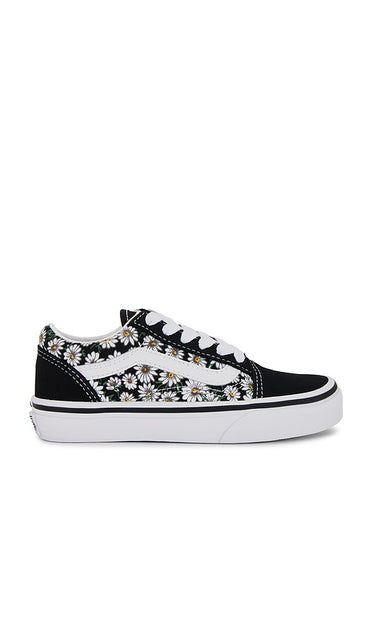 Vans Kids Old Skool in Black | Daisies Black & True White Shoes for Women