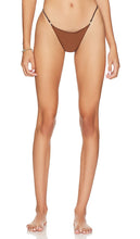 VDM Bella Reversible Bottom in Chocolate
