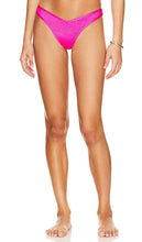 VDM Kate Reversible Bikini Bottom in Pink - Bas de bikini réversible Kate VDM en rose - VDM Kate 粉色双面比基尼泳裤 - VDM Kate Wende-Bikinihose in Rosa - VDM Kate 리버서블 비키니 하의 핑크 색상 - Slip bikini reversibile VDM Kate in rosa