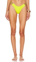 VERSACE Slip Bikini Bottom in Yellow - Bas de bikini slip VERSACE en jaune - VERSACE 黄色吊带比基尼泳裤 - VERSACE Slip-Bikinihose in Gelb - VERSACE 슬립 비키니 하의 옐로우 색상 - Slip bikini VERSACE in giallo