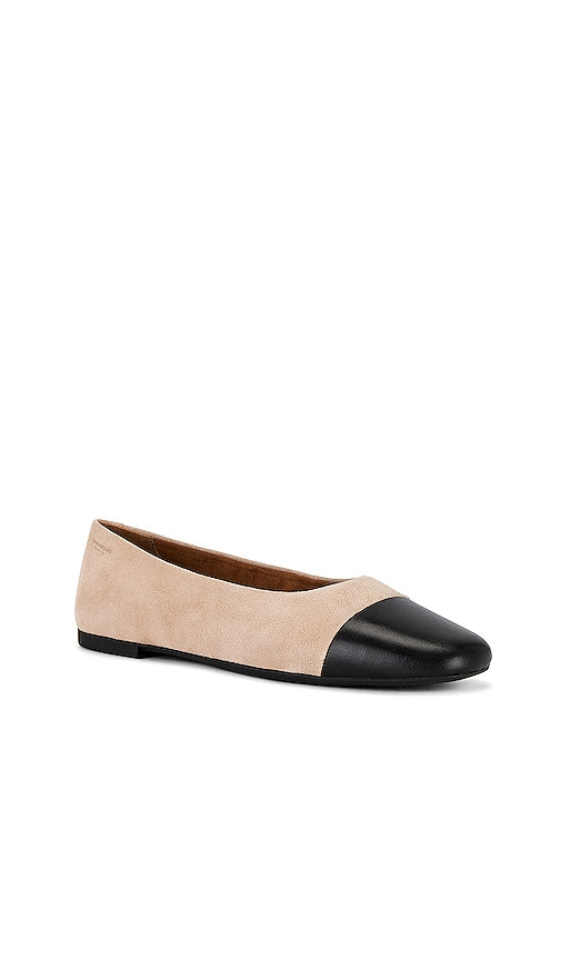 Vagabond Jolin Flat in Tan