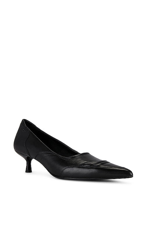 Vagabond Lykke Pump in Black