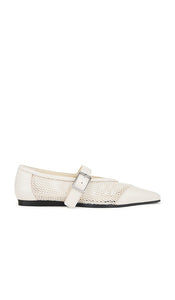 Vagabond Shoemakers Wioletta Ballet Flats in White | Off White Ballet Flats for Women