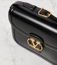 Valentino Garavani 9TO5 VLogo Signature leather shoulder bag