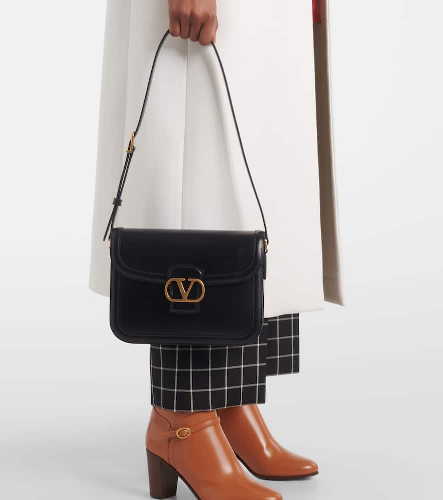 Valentino Garavani 9TO5 VLogo Signature leather shoulder bag