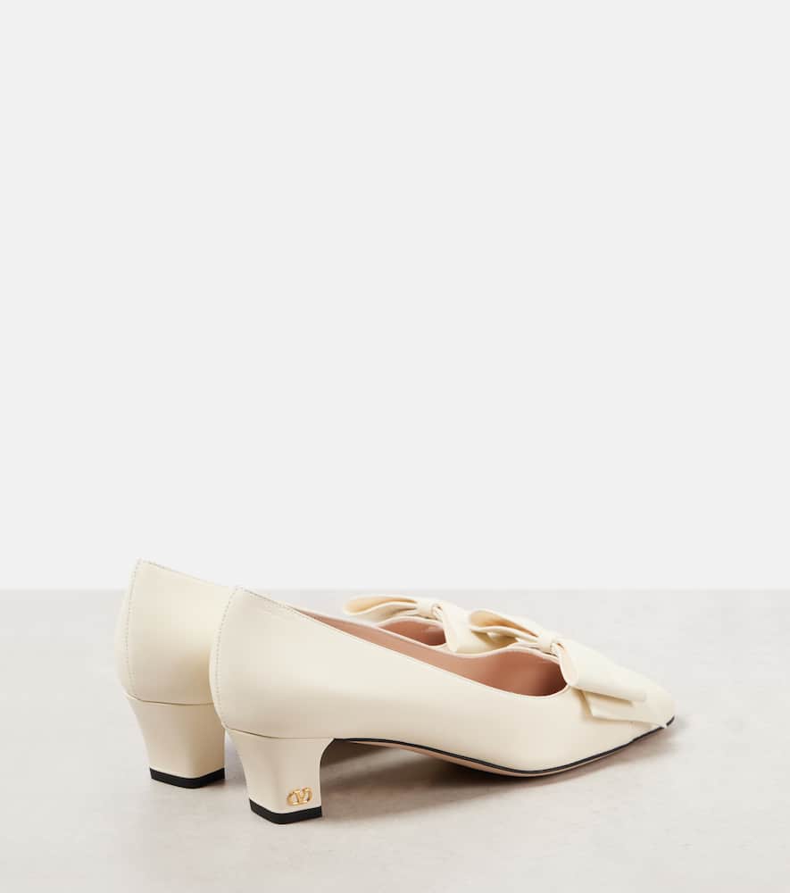 Valentino Garavani Bridal Bowow 45 bow-detail leather pumps