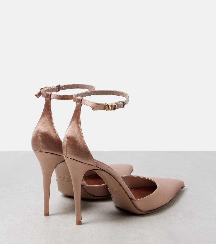 Valentino Garavani Eveninglam 100 satin pumps