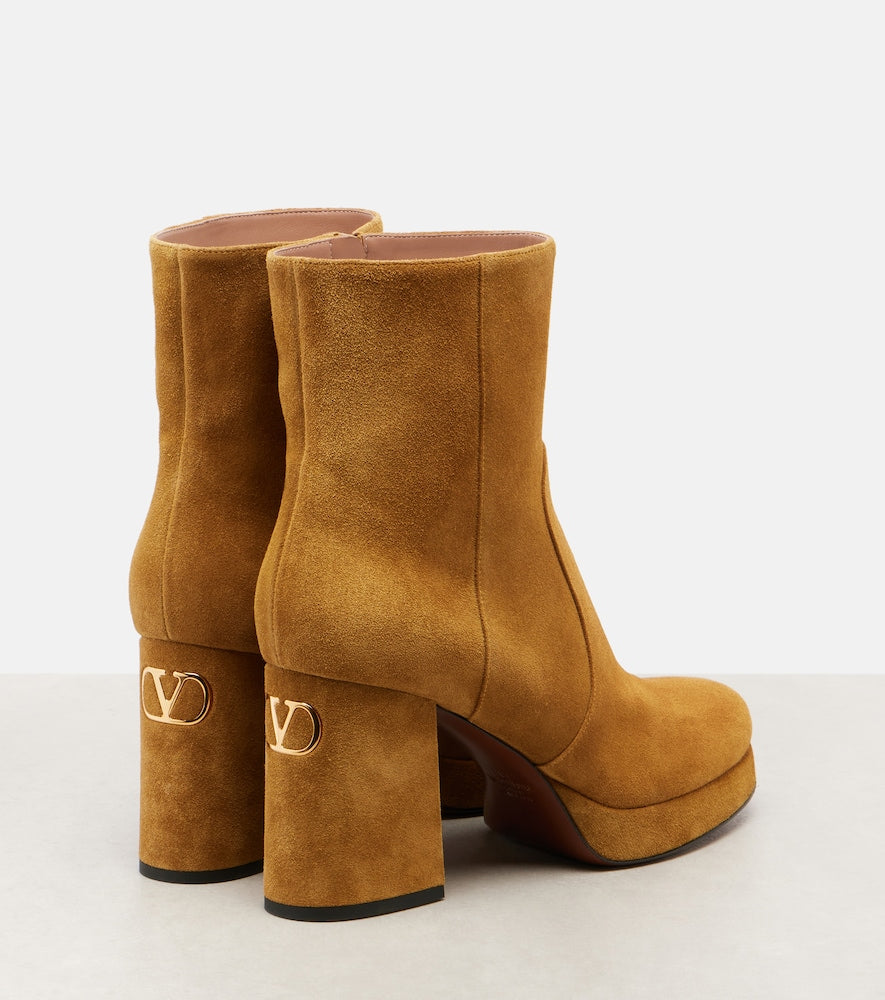 Valentino Garavani Fawcette 90 suede platform ankle boots