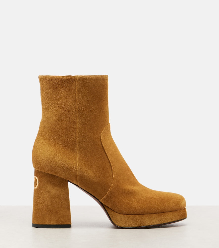 Valentino Garavani Fawcette 90 suede platform ankle boots