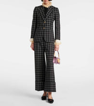 Valentino Garavani Loc√É¬≤ Small metallic leather shoulder bag