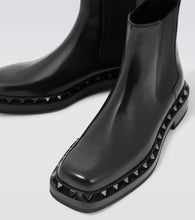 Valentino Garavani M-Way Rockstud leather Chelsea boots