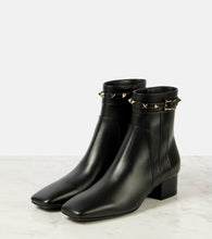 Valentino Garavani Rockstud 40 leather ankle boots