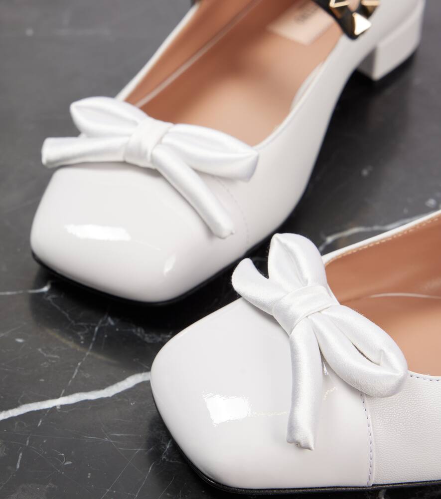 Valentino Garavani Rockstud Bow leather Mary Jane flats