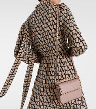 Valentino Garavani Rockstud Small leather shoulder bag