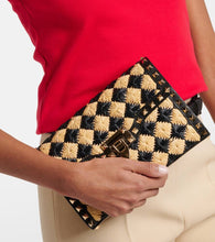 Valentino Garavani Rockstud Small raffia-effect shoulder bag