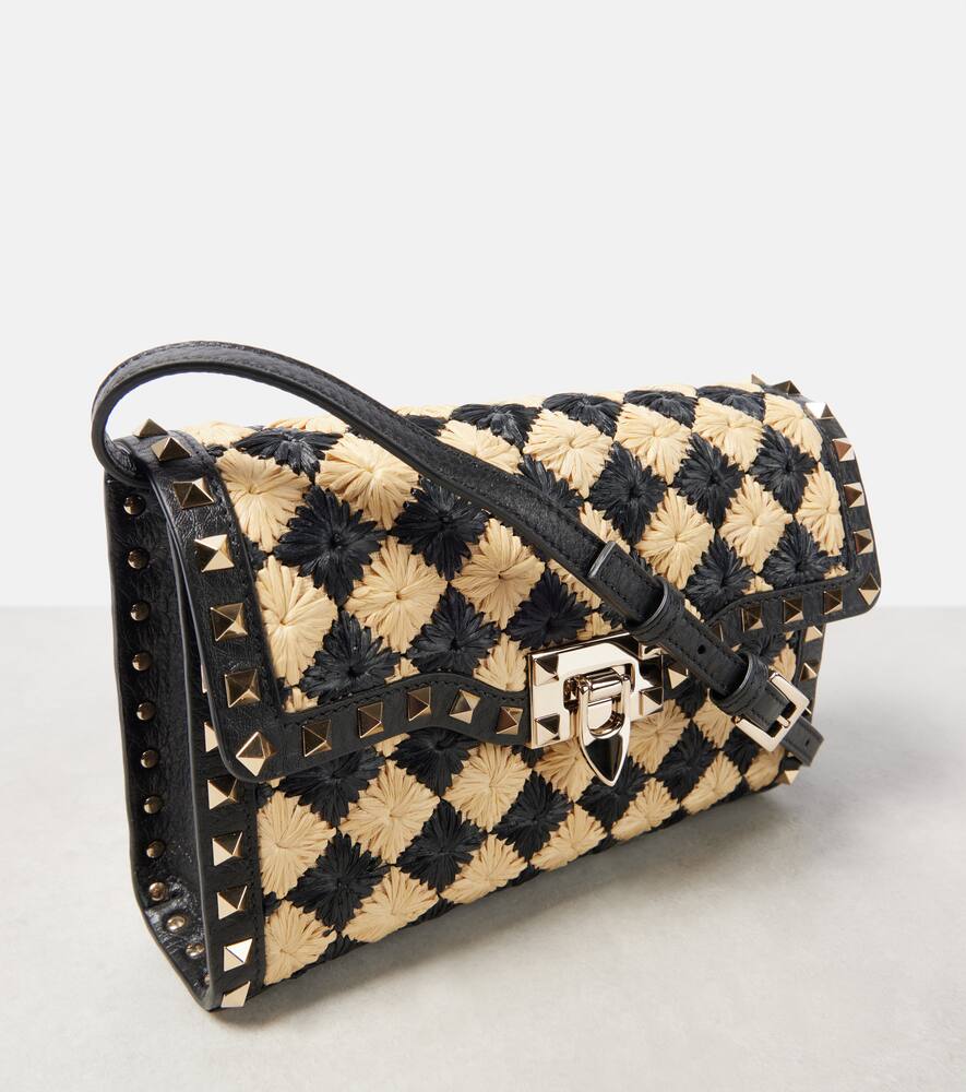 Valentino Garavani Rockstud Small raffia-effect shoulder bag