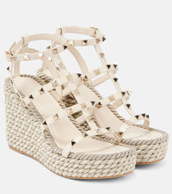 Valentino Garavani Rockstud Torchon 95 espadrille wedges