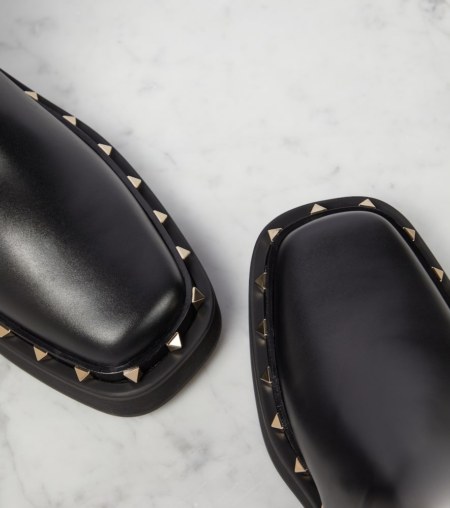 Valentino Garavani Rockstud leather Chelsea boots