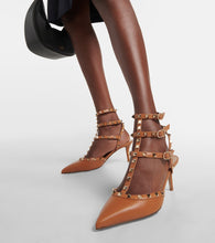 Valentino Garavani Rockstud leather pumps