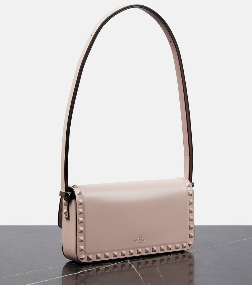 Valentino Garavani Rockstud23 leather shoulder bag