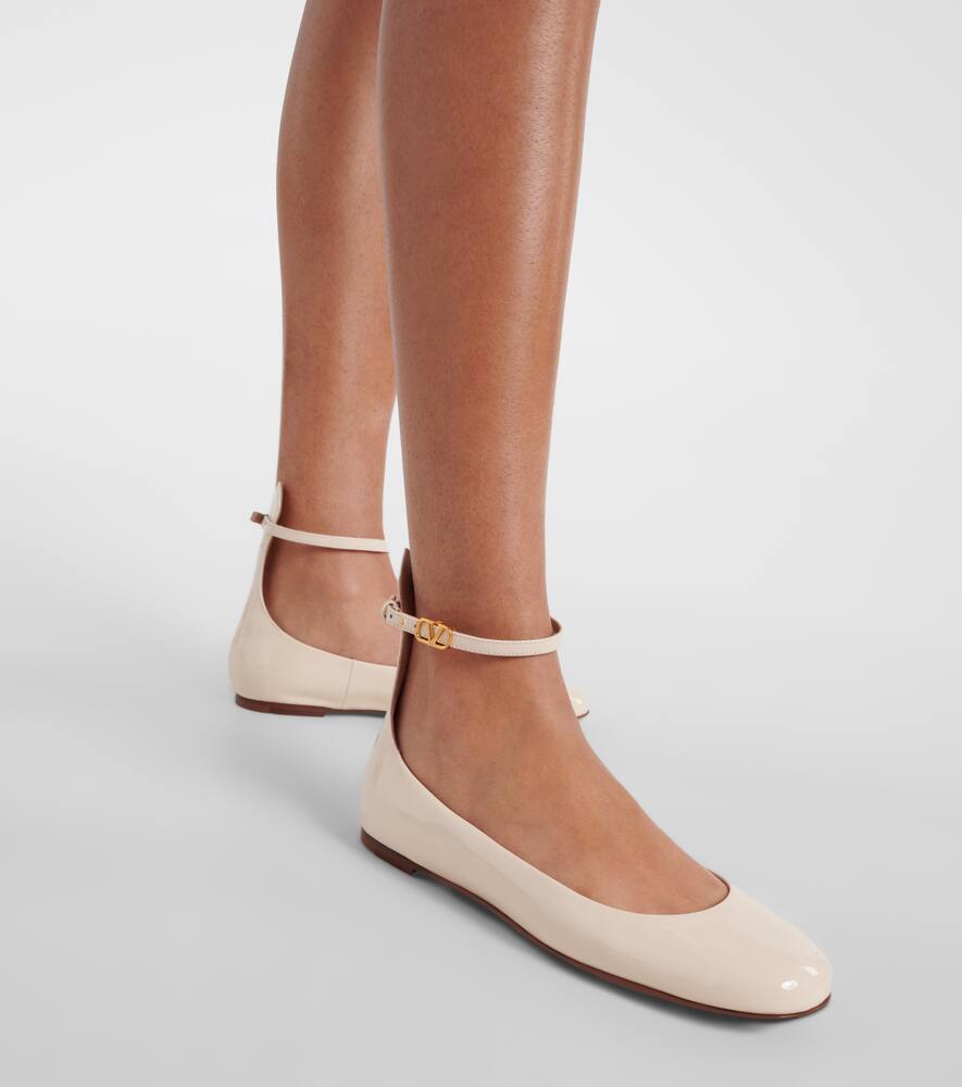Valentino Garavani Tan-Go patent leather ballet flats