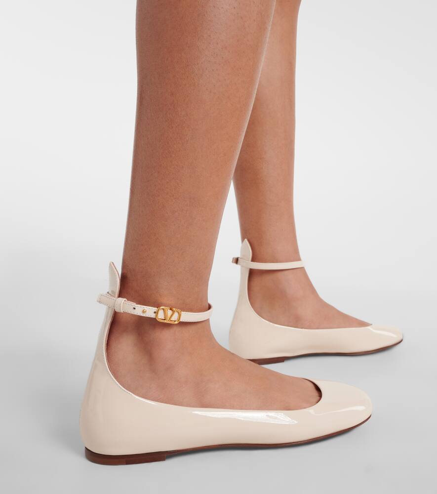 Valentino Garavani Tan-Go patent leather ballet flats
