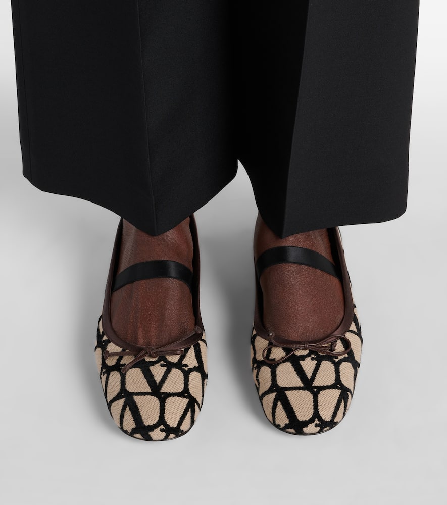 Valentino Garavani Toile Iconographe ballet flats