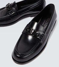 Valentino Garavani VLogo Chain leather loafers