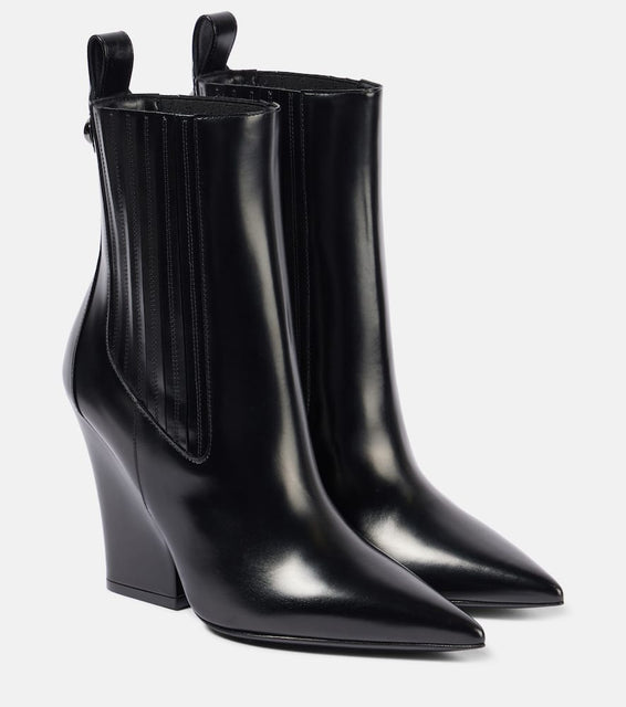 Valentino Garavani VLogo Lockette leather ankle boots