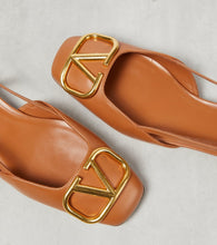 Valentino Garavani VLogo Signature 20 leather slingback pumps