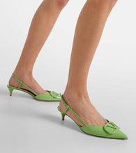 Valentino Garavani VLogo Signature 40 patent leather slingback pumps