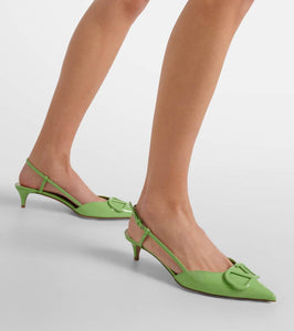 Valentino Garavani VLogo Signature 40 patent leather slingback pumps