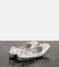 Valentino Garavani VLogo Signature leather ballet flats
