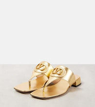 Valentino Garavani VLogo Signature metallic leather thong sandals