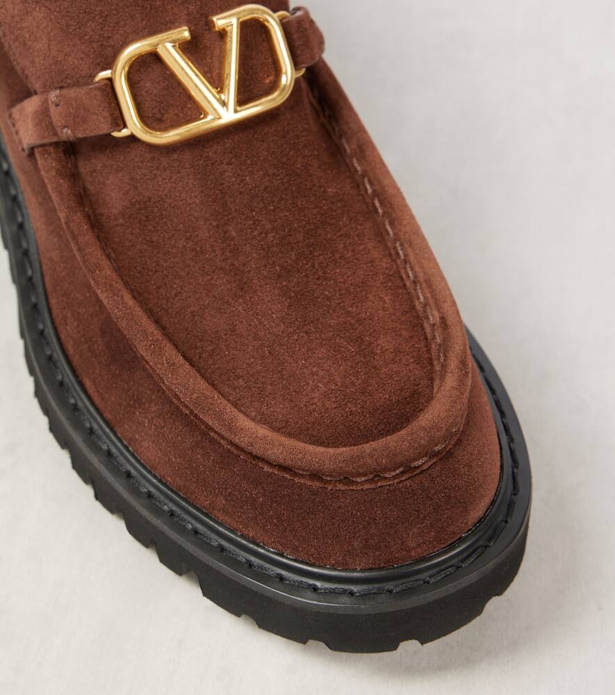 Valentino Garavani VLogo Signature suede desert boots