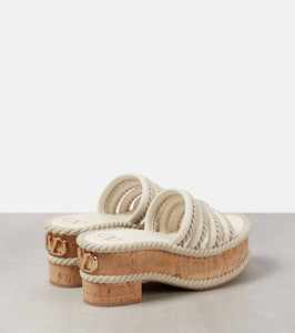 Valentino Garavani VLogo Summerblocks leather platform mules