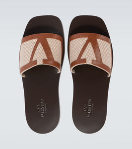 Valentino Garavani VLogo leather-trimmed slides