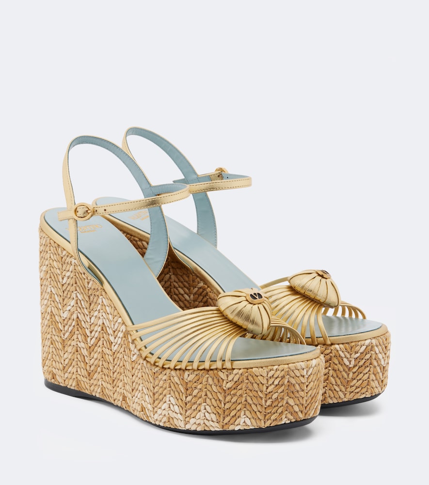 Valentino Garavani Coeur Royal leather espadrille wedges in Gold - High Espadrilles