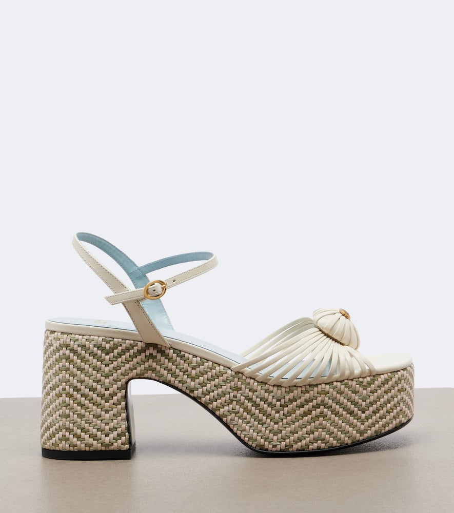 Valentino Garavani Coeur Royal leather platform sandals (White) - High Espadrilles