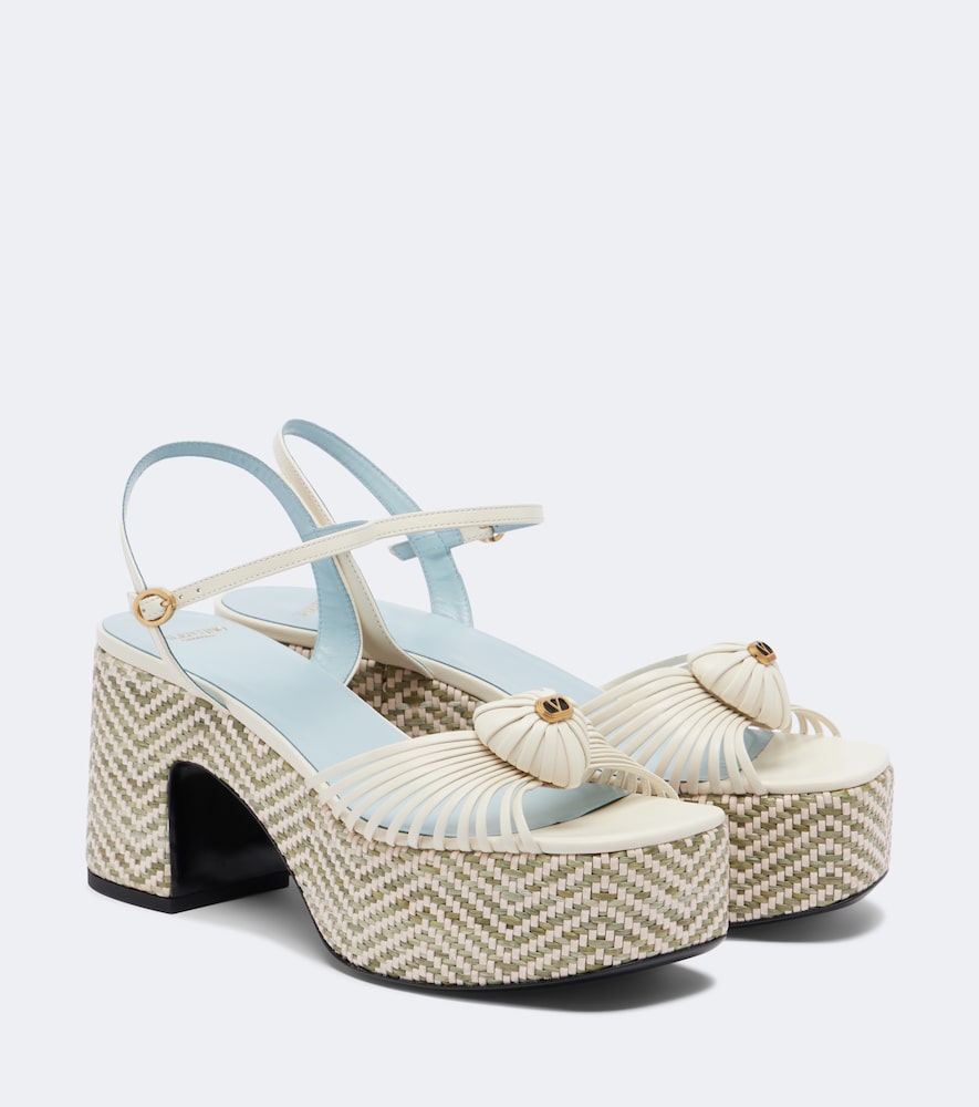 Valentino Garavani Coeur Royal leather platform sandals (White) - High Espadrilles
