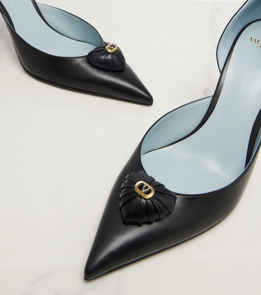 Valentino Garavani Coeur Royal leather pumps (Black) - Mid Heel Pumps